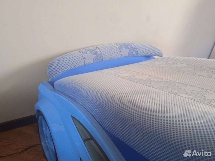 Детская кровать машина с подсветкой