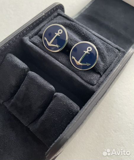 Запонки Ulysse Nardin