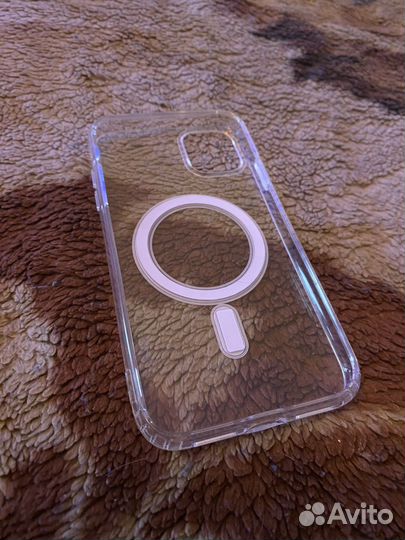 Чехол на iPhone 11