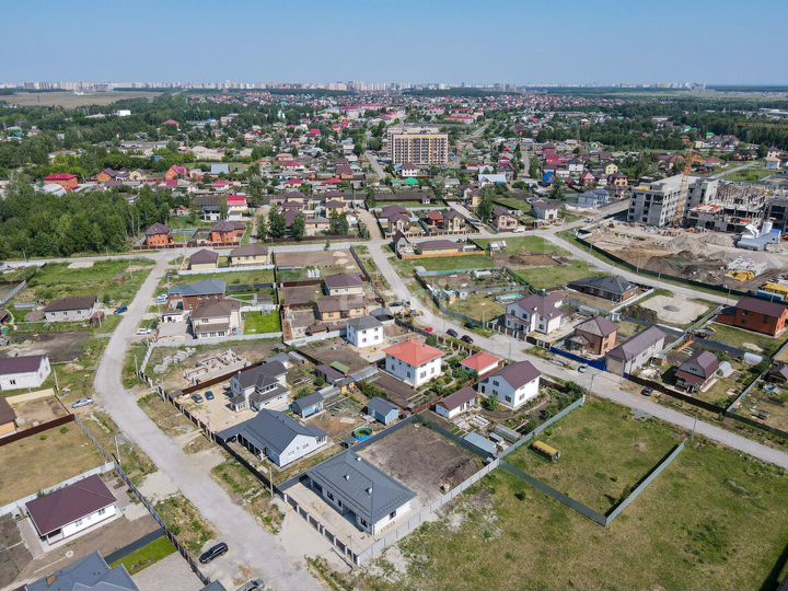 Дом 158,5 м² на участке 9,5 сот.