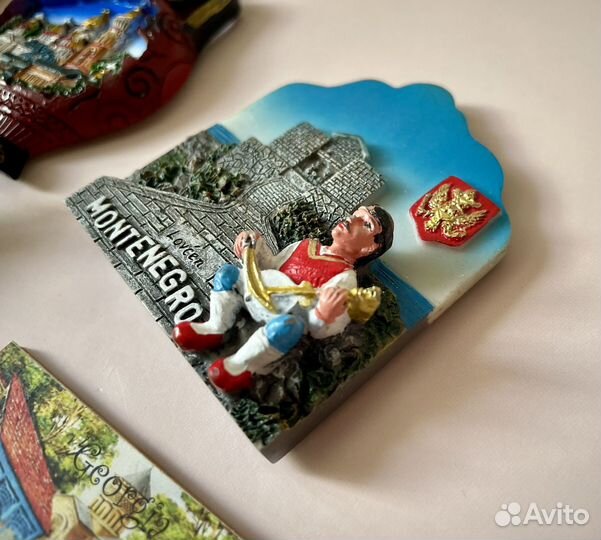 Магниты на холодильник из разных стран