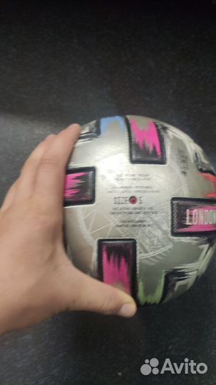 Футбольный мяч