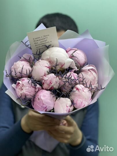 Пионы розы букеты