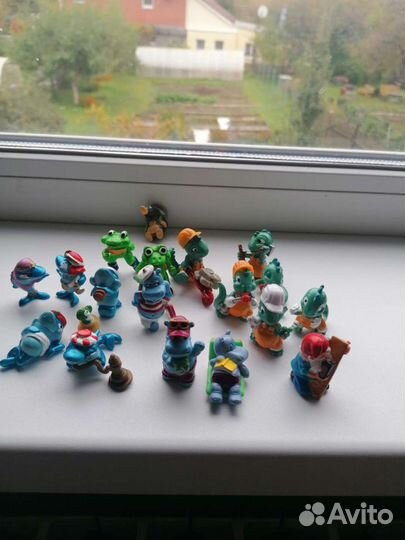 Игрушка киндер сюрприз