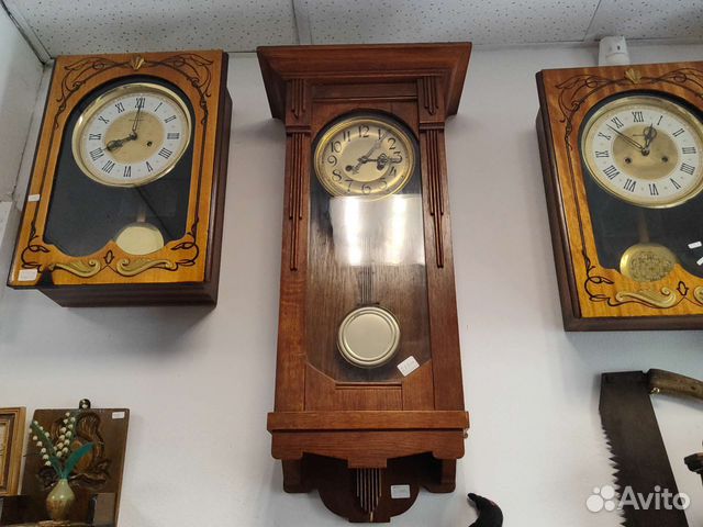 Старинные настенные часы