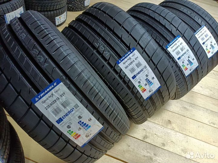 Triangle Sports TH201 235/40 R18 и 265/35 R18