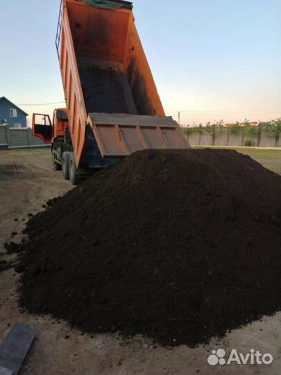 Земля плодородная,чернозем,навоз
