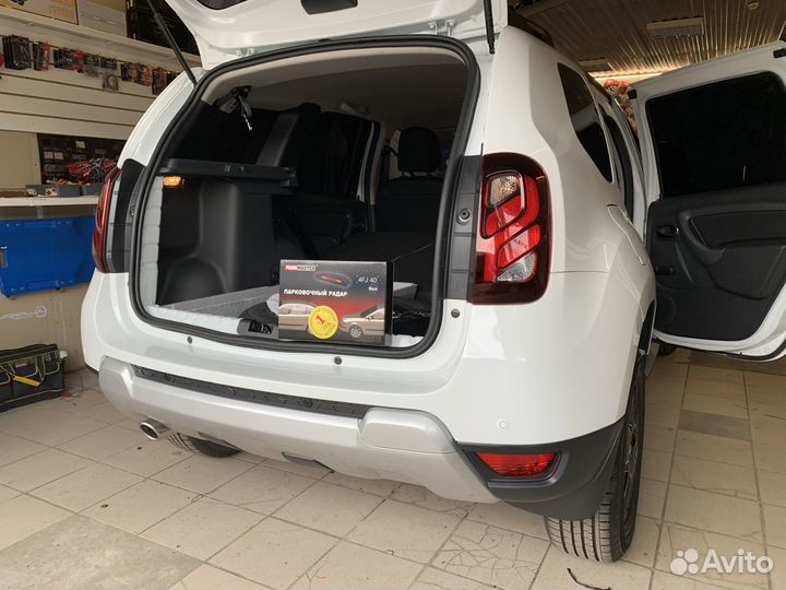 Задний парктроник