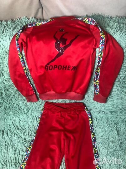 Спортивный костюм