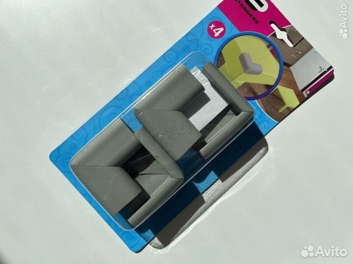 Накладки на углы стола, мебели