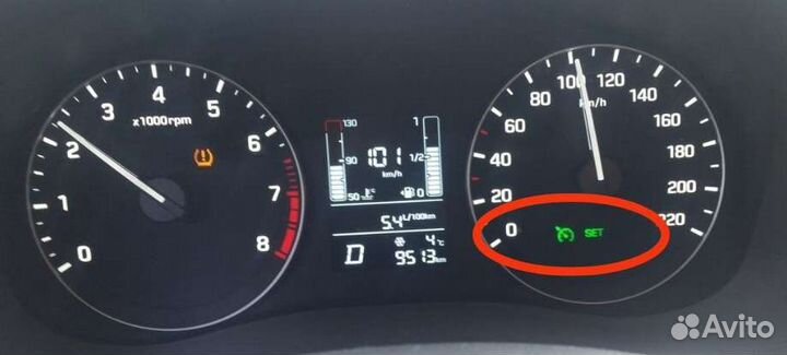 Кнопки руля с круиз контролем Hyundai Creta, IX25