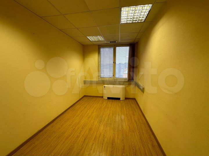 Сдам офисное помещение, 272 м²