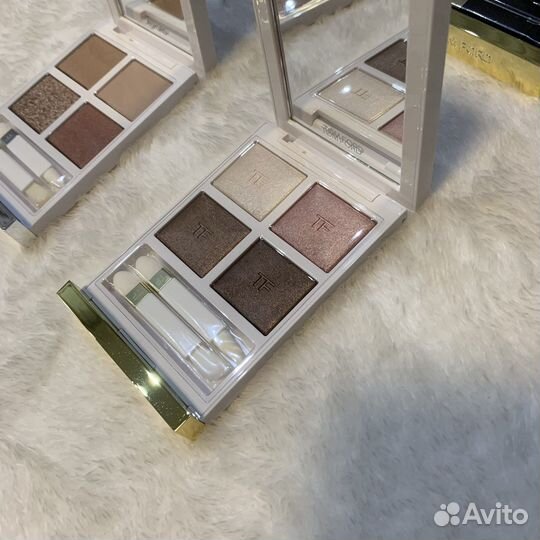 В пути Tom Ford палетка теней 04 First Frost