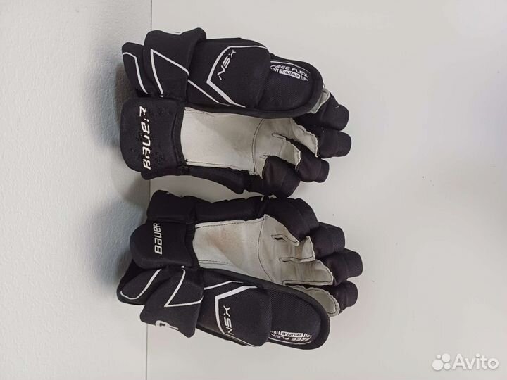 Краги хоккейные