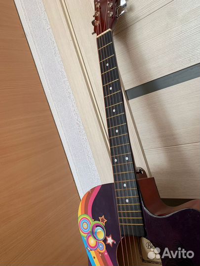 Акустическая гитара