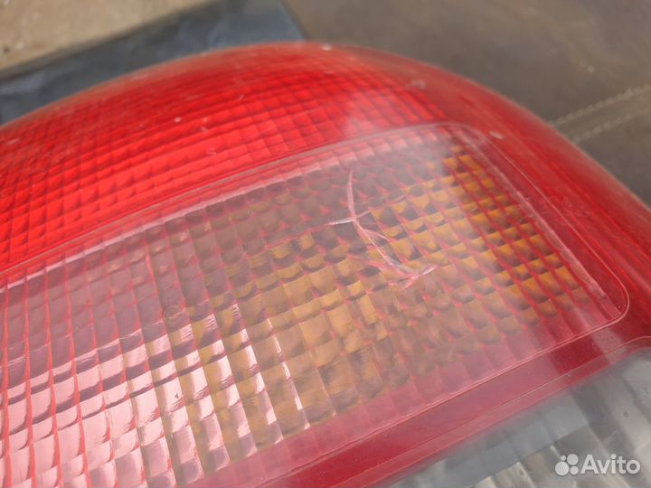 Фонарь задний правый Audi A4 B5 А4 Б5 avant универ