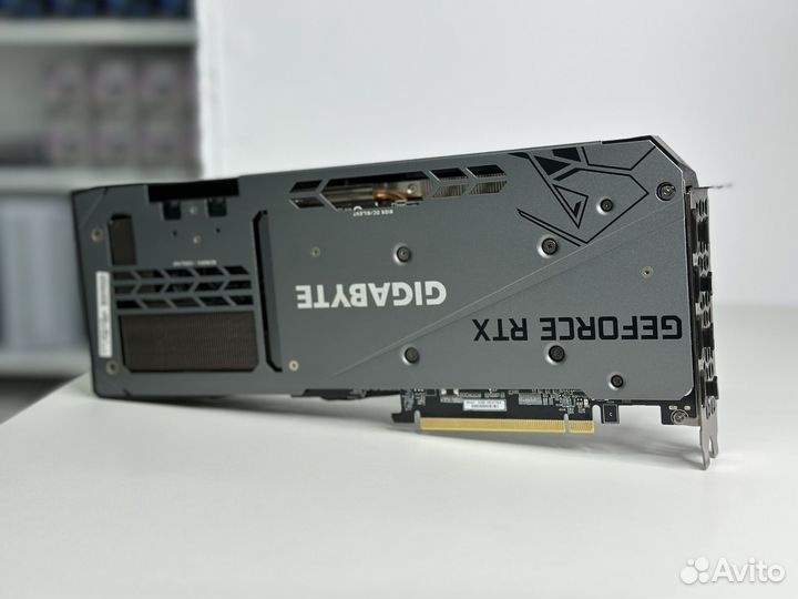 Видеокарта gigabyte RTX 3070 Ti