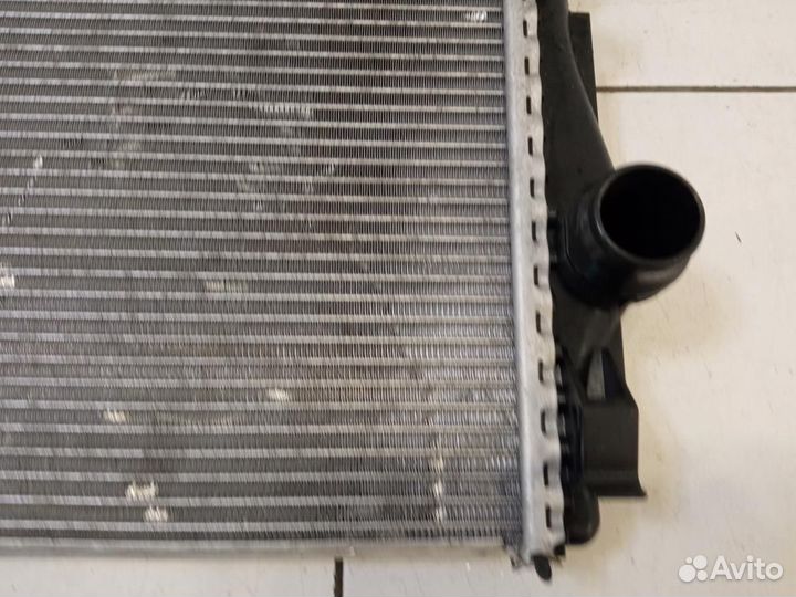Радиатор охлаждения двигателя Mercedes-Benz S-Clas
