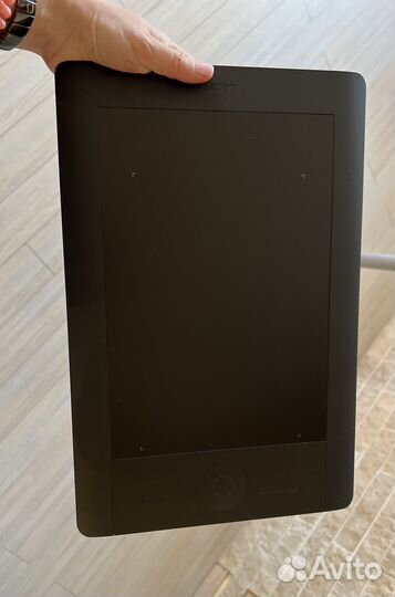 Графический планшет Wacom Intuos5 Touch M PTH-650