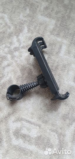 Держатель для телефона в машину