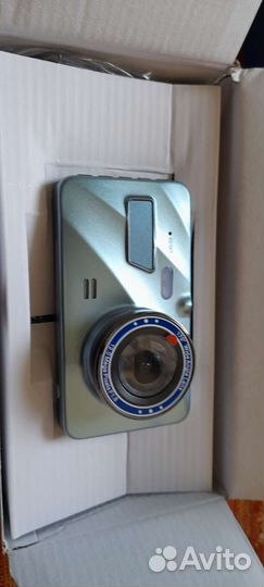 Видеорегистратор с двумя камерами