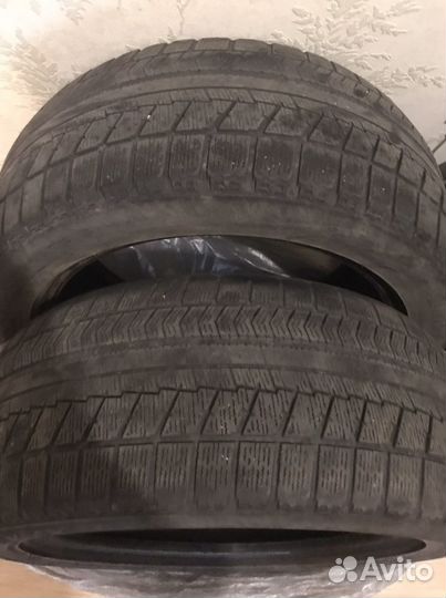 Bridgestone Blizzak VRX 225/50 R17
