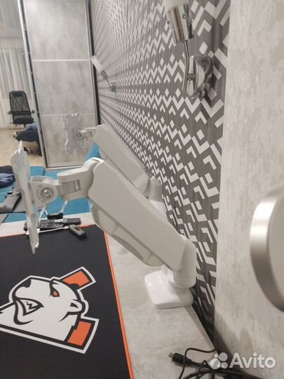 Кронштейн для 2 мониторов