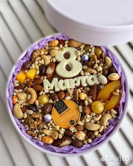 Букет из сухофруктов орехов