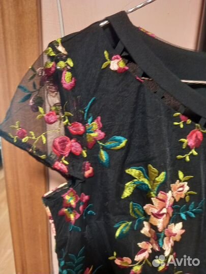 Нарядное платье