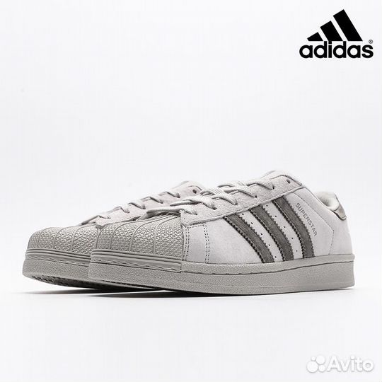 Кроссовки adidas superstar reigning champ