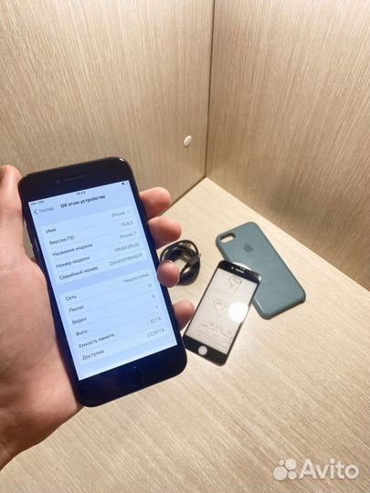 iPhone 7, 32 ГБ