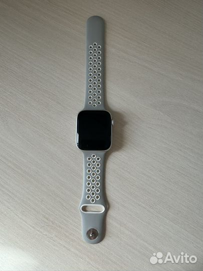 Apple watch se 2020 44mm