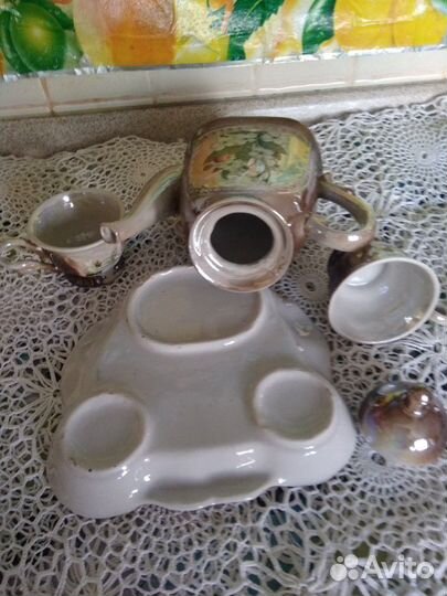 Кофейный сервиз и графин