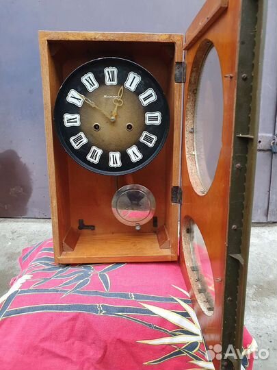 Часы СССР Янтарь с боем