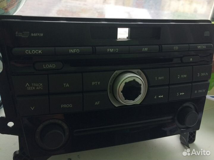 Магнитола штатная на Mazda X 7