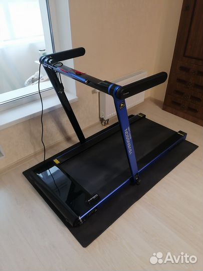 Брендовая беговая дорожка