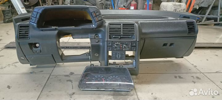 Приборная панель2110