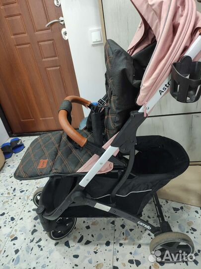 Прогулочная коляска carrello astra