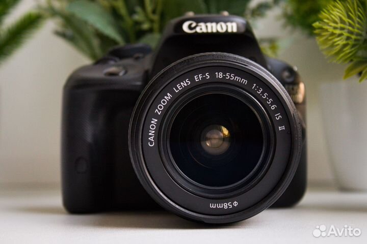 Canon 100D Kit + Комплект