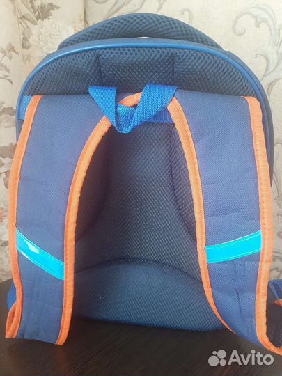 Школьный рюкзак