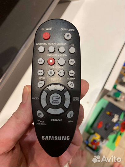 DVD плеер с караоке Samsung DVD-E360K