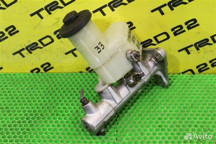 Главный тормозной цилиндр Toyota Caldina ST215