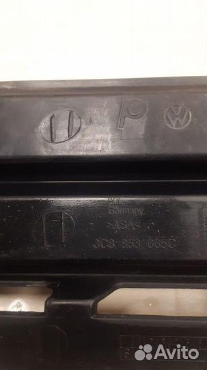 Накладка птф левая Volkswagen Passat