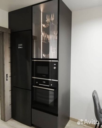 Кухня под потолок