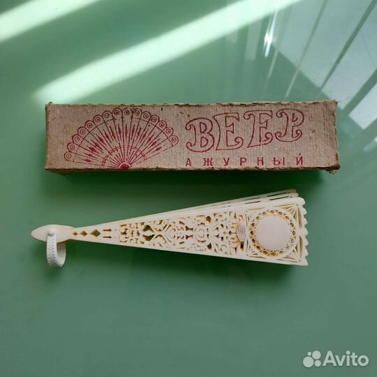 Веер ажурный