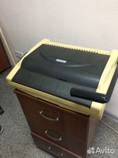 Продаю брошюратор