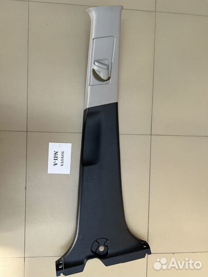 Обшивки салона Toyota RAV4 (40)