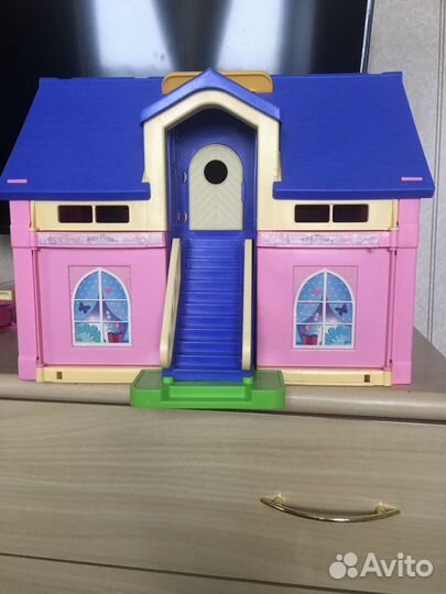 Домик кукольный