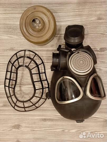 Противогаз