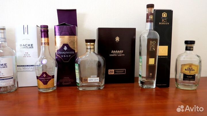 Декантер (бутыль) от люксового коньяка (виски)